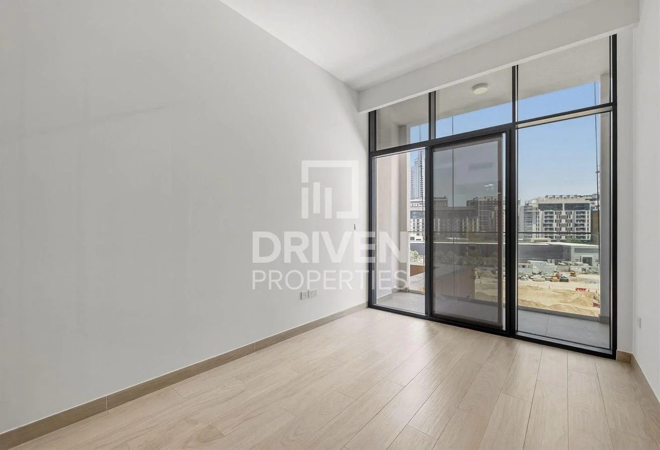 Azizi Riviera Beachfront Tower C, original listing photograph 3