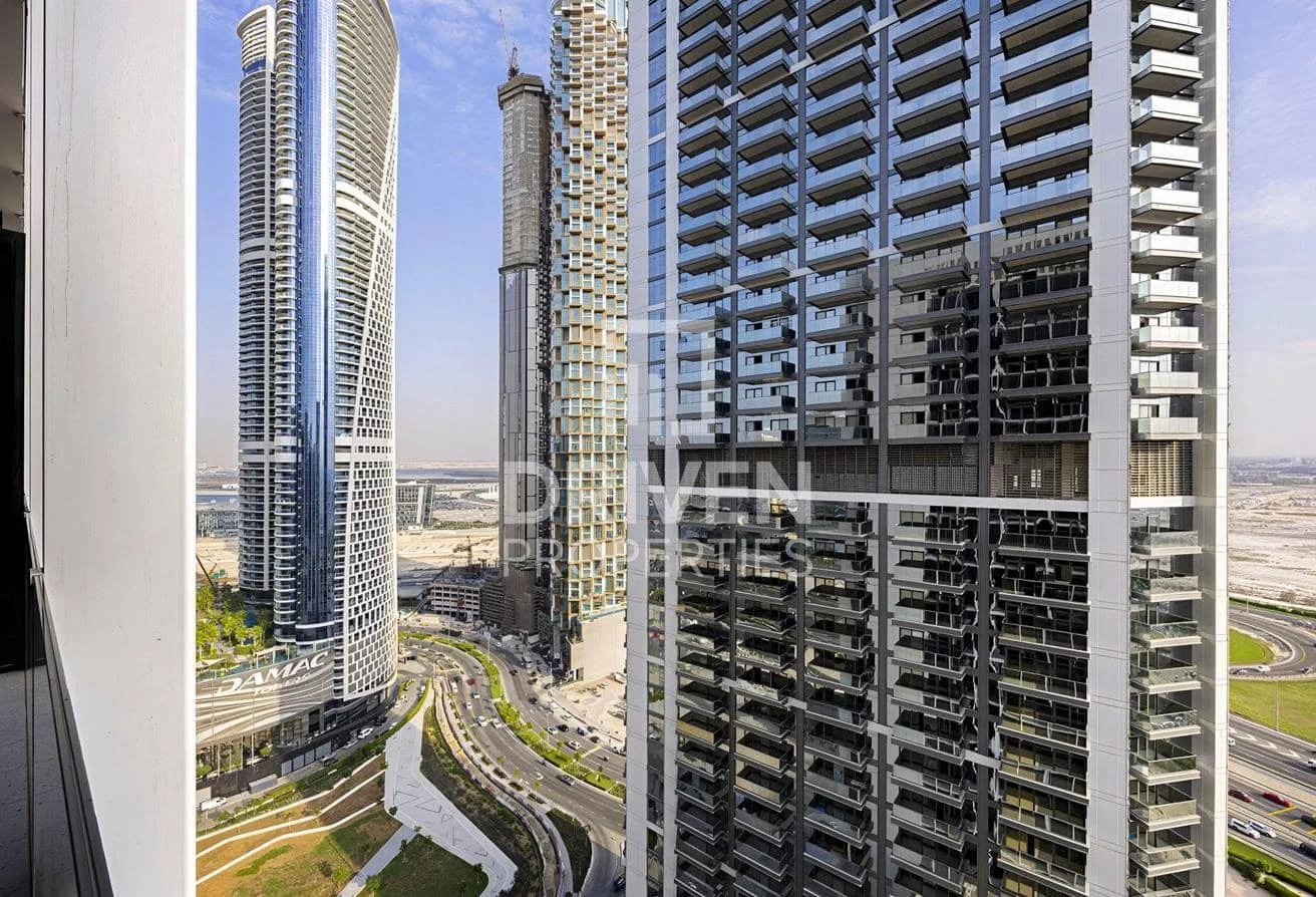 Binghatti Skyrise Tower B, original listing photograph 1